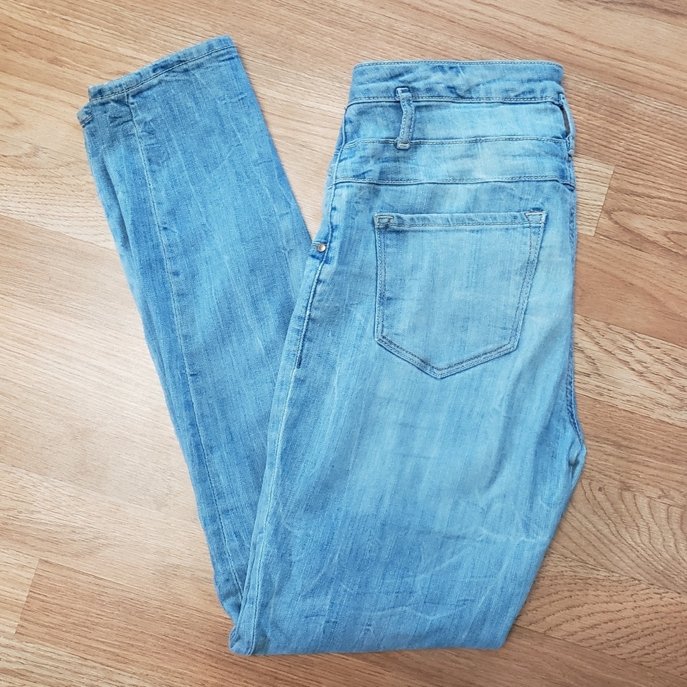Blue jeggings